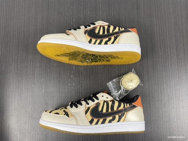 OG DH6932-100 Low of 1 Year Tiger the Air Jordan 0720